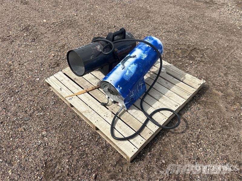  Quantity of (2) Space Heater Kühl- und Heizsysteme