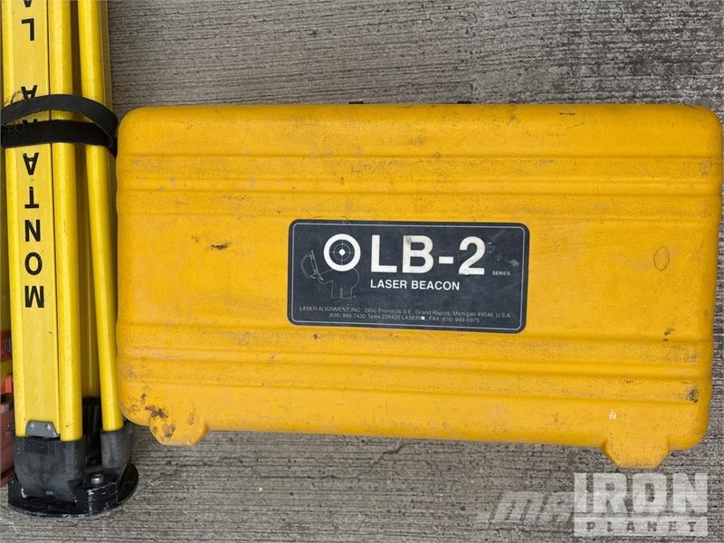 Quantity of (2) Spectra LB-2 2 laser levels with 2 Instrumenti, merilna in avtomatizacijska oprema