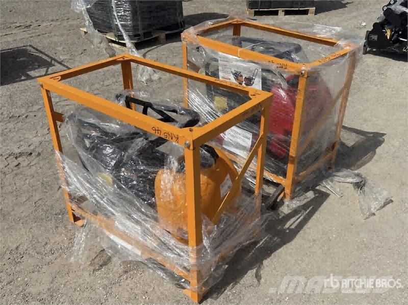 Quantity of (2) STARVOX C90-2C Vibratory Plate Co Віброплити та вібротрамбовки