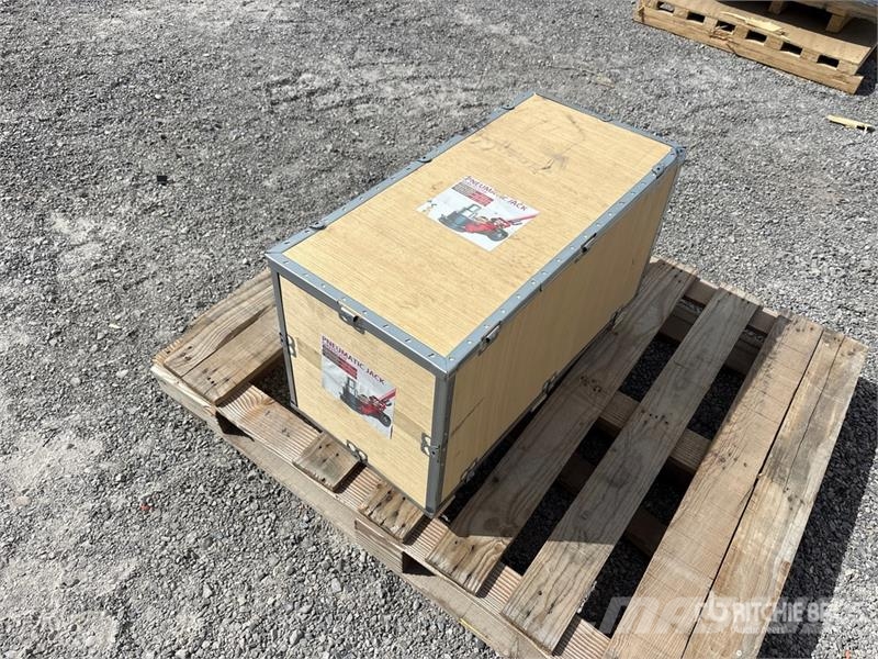 Quantity of (2) STARVOX JB80T 80 ton Pneumatic/Hy Muu
