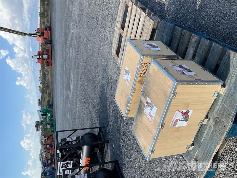 Quantity of (2) STARVOX JB80T 80 ton Pneumatic/Hy Muu