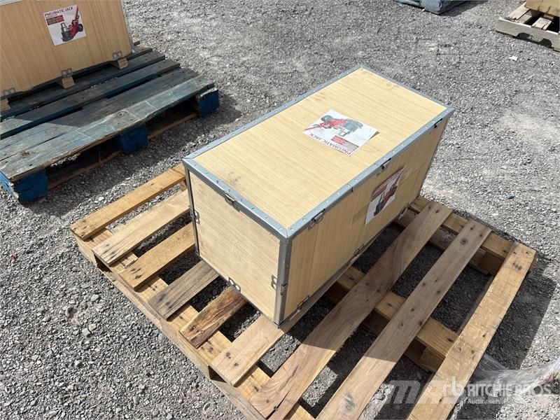Quantity of (2) STARVOX JB80T 80 ton Pneumatic/Hy Maszyny budowlane - Inne