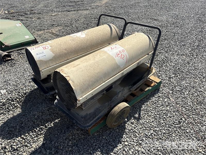  Quantity of (2) Tradesman K400 Space Heater Обладнання для прогріву і розморожування