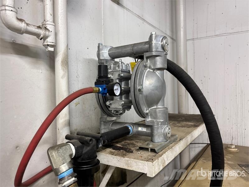 Quantity of (2) Used Oil Transfer Pump Drugi deli