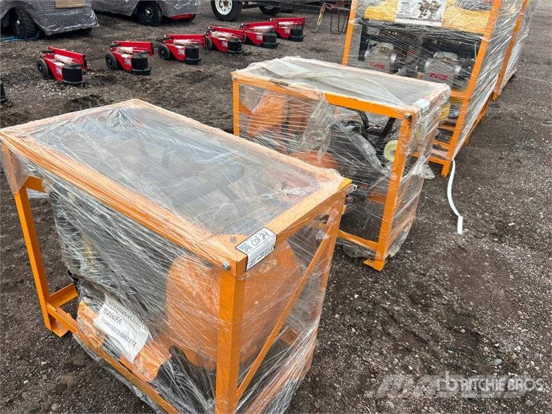  Quantity of (2)  ZVOX C90-2 Vibratory Plate Compac Віброплити та вібротрамбовки