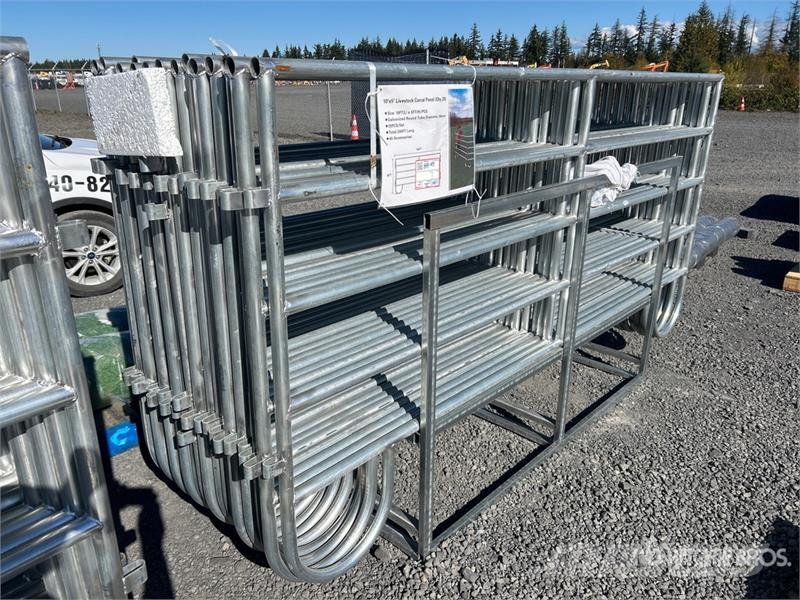Quantity of (20) 10 ft x 5 ft Livestock Corral Pan Verricelli, paranchi e sollevatori per materiali
