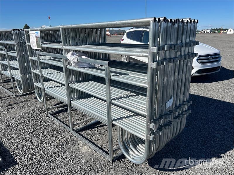 Quantity of (20) 10 ft x 5 ft Livestock Corral Pan Verricelli, paranchi e sollevatori per materiali