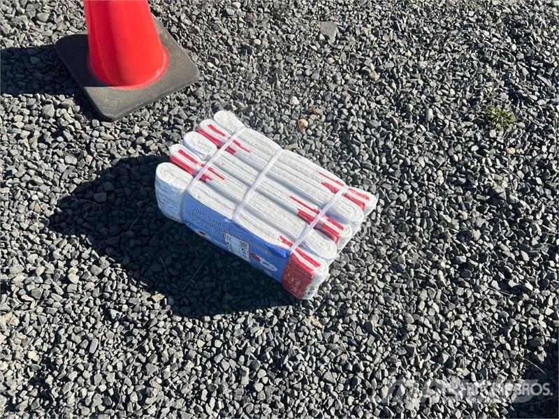  Quantity of (20) 2 in x 9.8 ft Heavy Duty Industri Ostale komponente za građevinarstvo