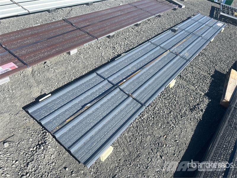  Quantity of (20) 20 ft x 3 ft Grey Metal Roof Pane Talhas, guinchos e elevadores de materiais