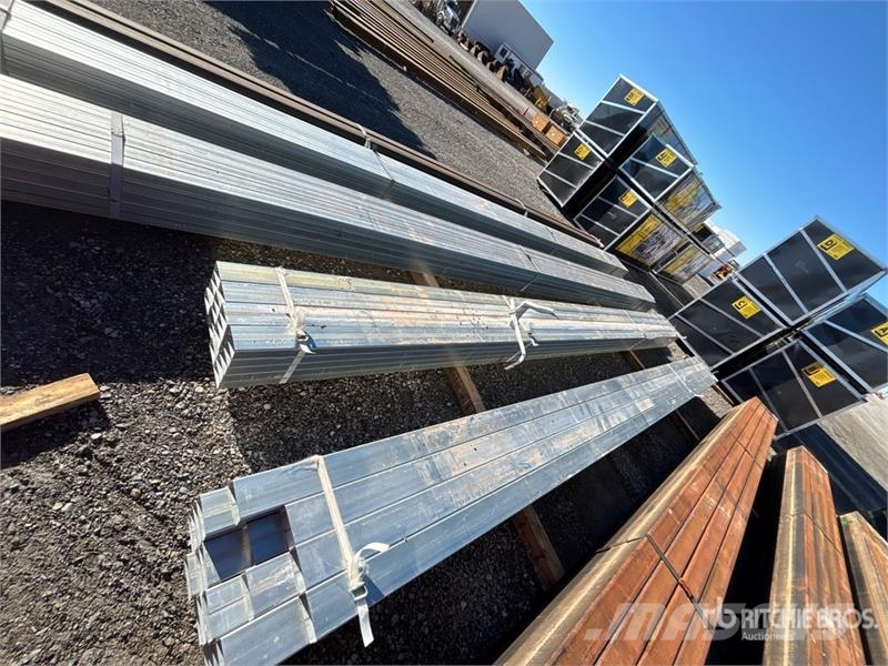 Quantity of (20) 2x4 sq 216 in Square Tubing Vintsid, telfrid ja materjaliliftid