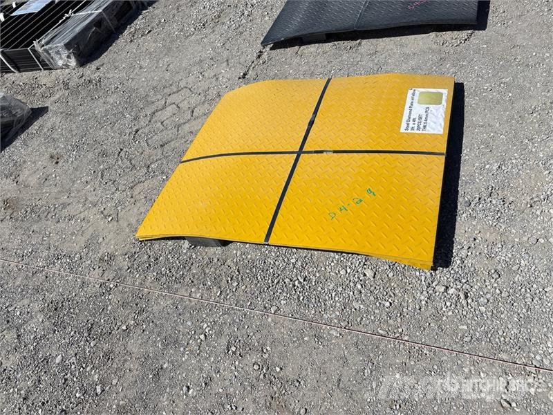 Quantity of (20) 3 ft x 4 ft Yellow Steel Diamond Talhas, guinchos e elevadores de materiais