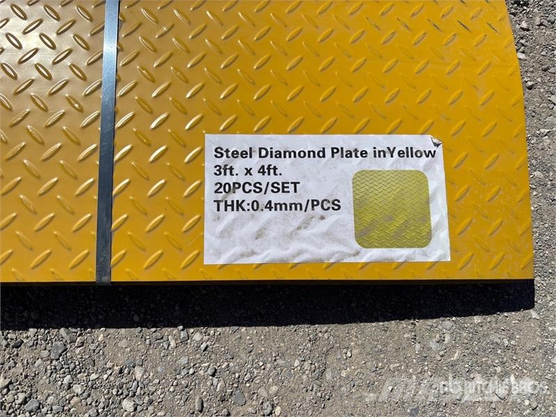 Quantity of (20) 3 ft x 4 ft Yellow Steel Diamond Talhas, guinchos e elevadores de materiais