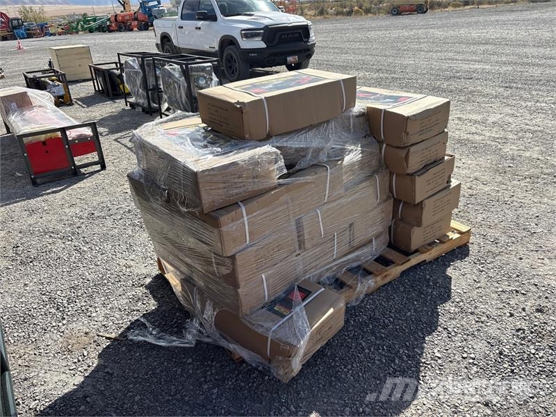 Quantity of (20) RanchMaster FLOJK035 Floor Jack Maszyny budowlane - Inne