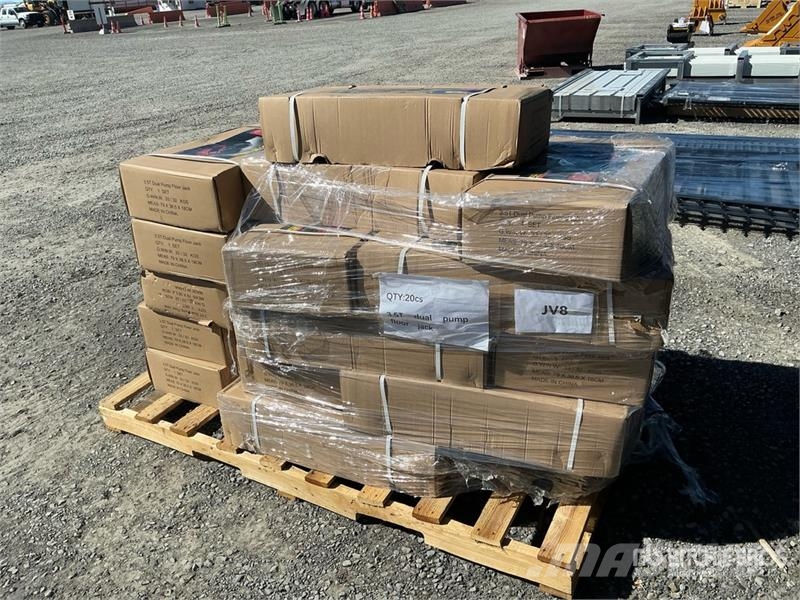 Quantity of (20) RanchMaster FLOJK035 Floor Jack معدات البناء - غير ذلك