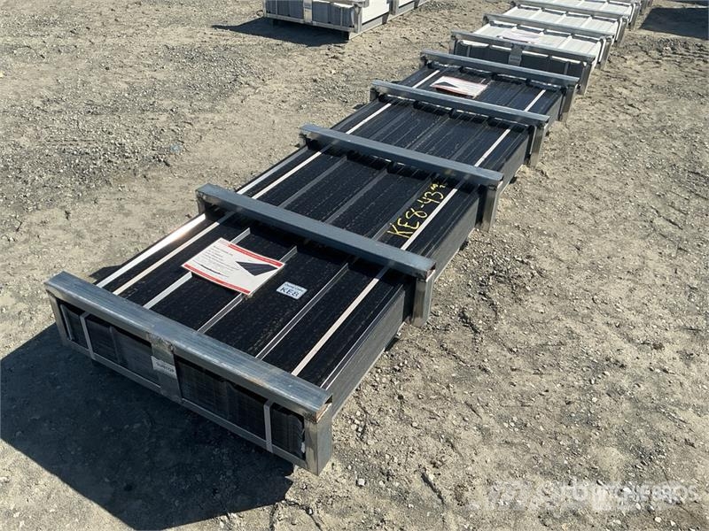 Quantity of (200) SUNTOP S3048B-200 Corrugated PP المصاعد والرافعات المادية