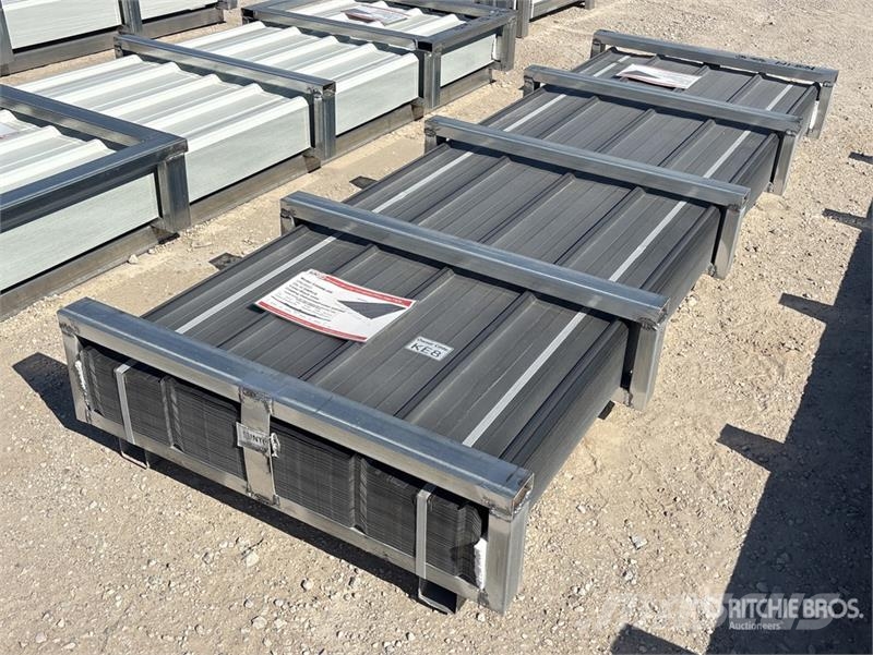  Quantity of (200)  SUNTOP S3048B-200 Corrugated PP Montacargas y elevadores de material