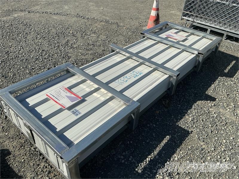  Quantity of (200)  SUNTOP S840C-200 Corrugated Gal المصاعد والرافعات المادية