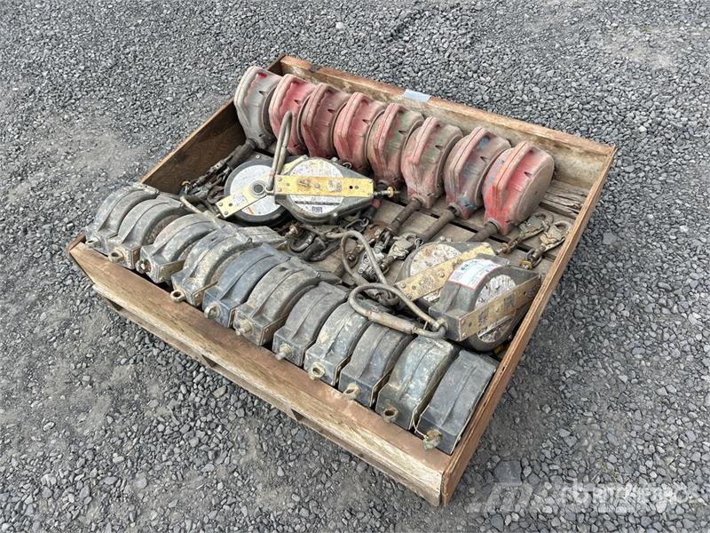 Quantity of (23) Fall Protection Cable Andre komponenter