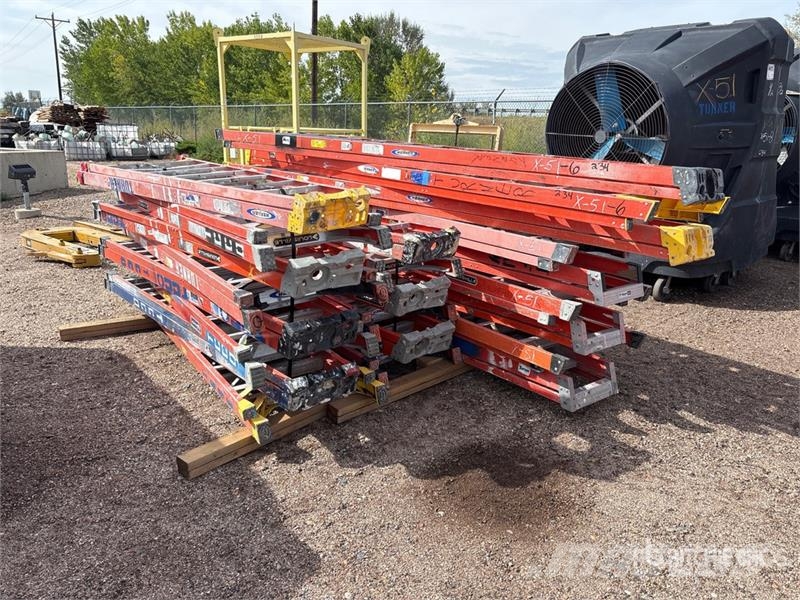 Quantity of (23) Ladder Stiger og plattformer