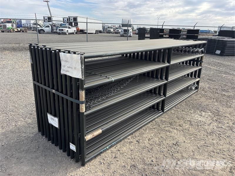 Quantity of (24) RanchMaster MCM12 12 ft Ranch Li 其他畜牧業機械和配件