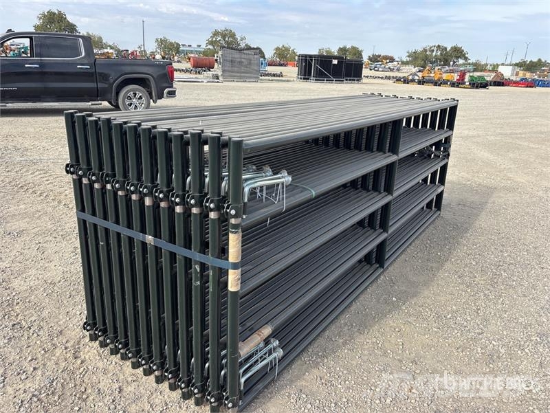 Quantity of (24) RanchMaster MCM12 12 ft Ranch Li 其他畜牧業機械和配件
