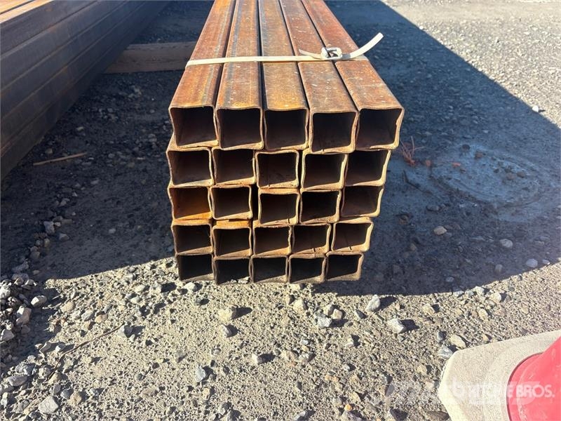 Quantity of (25) 288 in Steel Square Tubing Vintsid, telfrid ja materjaliliftid