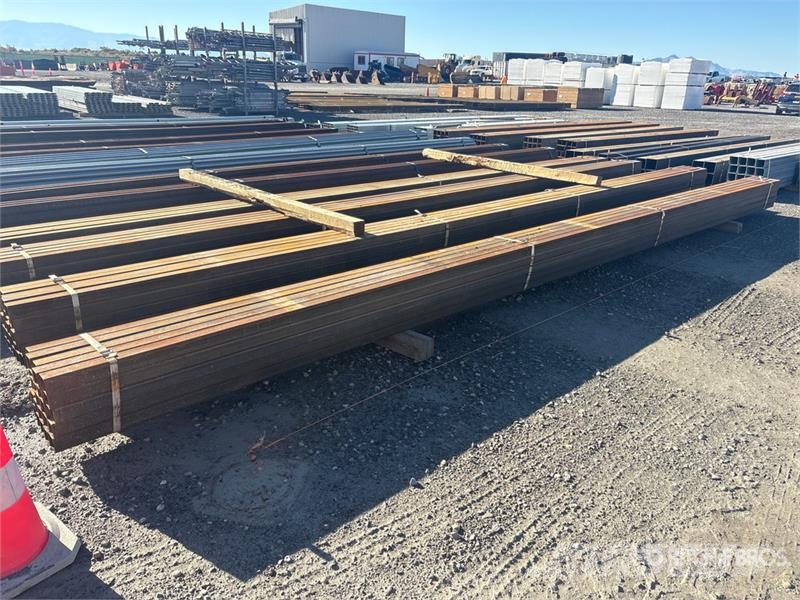 Quantity of (25) 288 in Steel Square Tubing Vintsid, telfrid ja materjaliliftid