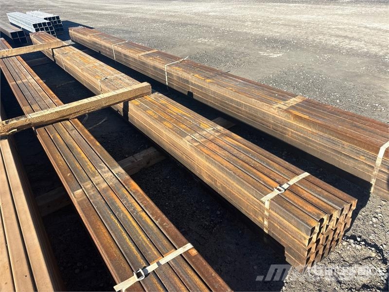 Quantity of (25) 288 in Steel Square Tubing (Unuse Vintsid, telfrid ja materjaliliftid