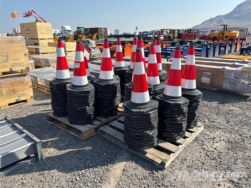 Quantity of (250) TSC 28 in Traffic Cones (Unused Rohrverlegeraupen