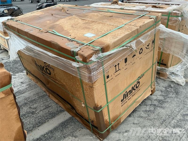 Quantity of (27) JA Solar 395 watt Solar Panels (U Ostale komponente za građevinarstvo