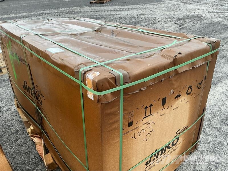 Quantity of (27) JA Solar 395 watt Solar Panels (U Ostale komponente za građevinarstvo