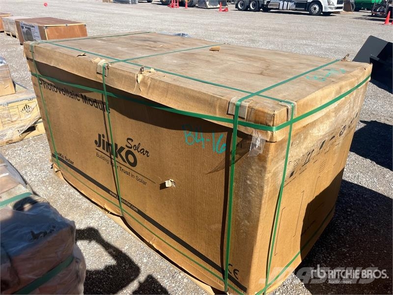  Quantity of (27) Jinko Solar 395 Watt Bifacial Sol Outros componentes