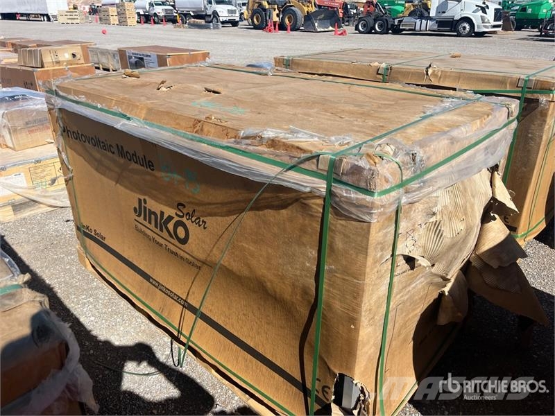  Quantity of (27) Jinko Solar 395 Watt Bifacial Sol Outros componentes