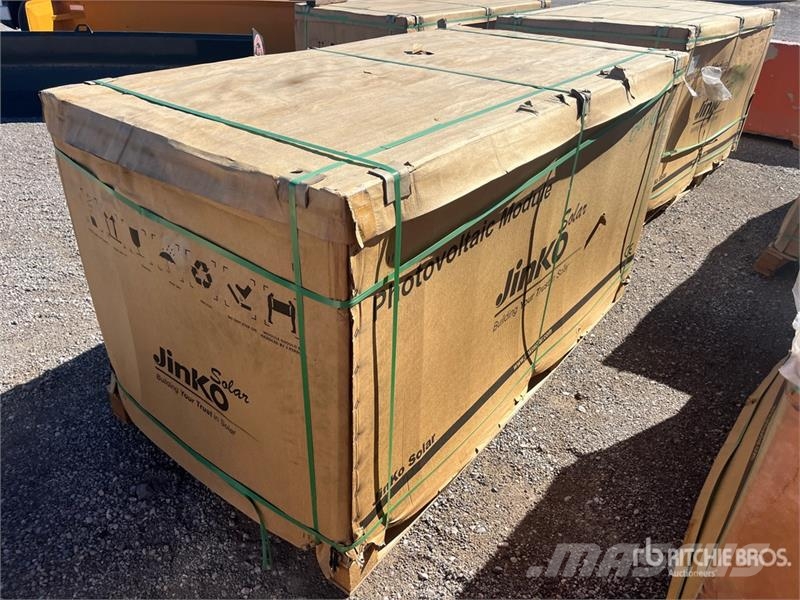  Quantity of (27) Jinko Solar 395 Watt Bifacial Sol Outros componentes