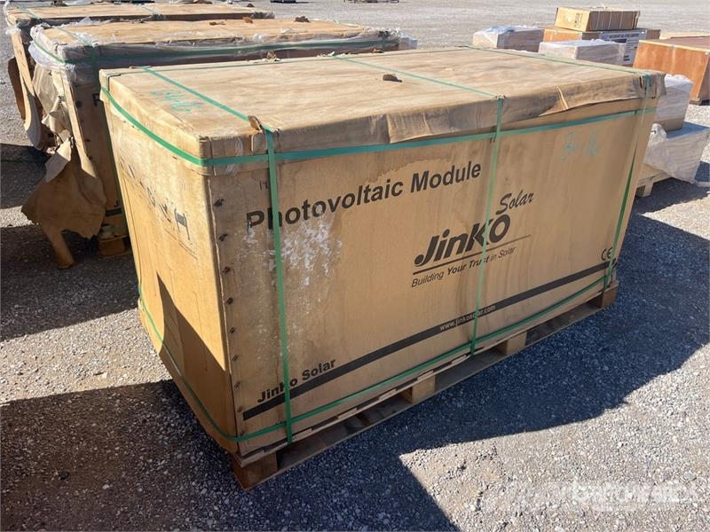  Quantity of (27) Jinko Solar 395 Watt Bifacial Sol Outros componentes