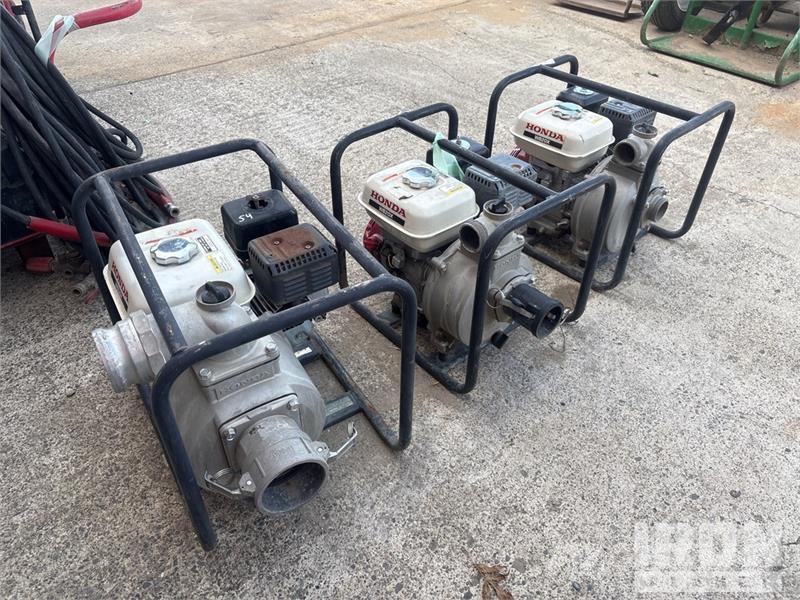 Quantity of (3) 14.9R30 Mud Pump Accesorios y repuestos para equipo de perforación