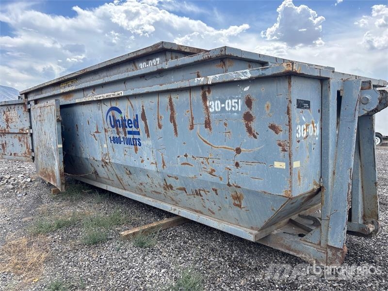 Quantity of (3) 20 ft 30 cyd Roll-Off Container Специални контейнери