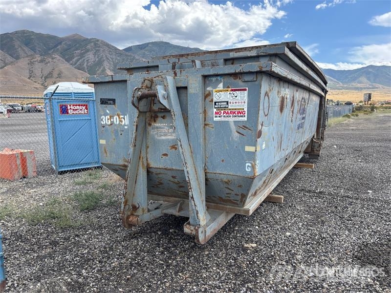  Quantity of (3) 20 ft 30 cyd Roll-Off Container Специални контейнери