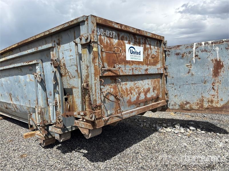  Quantity of (3) 20 ft 30 cyd Roll-Off Container Специални контейнери