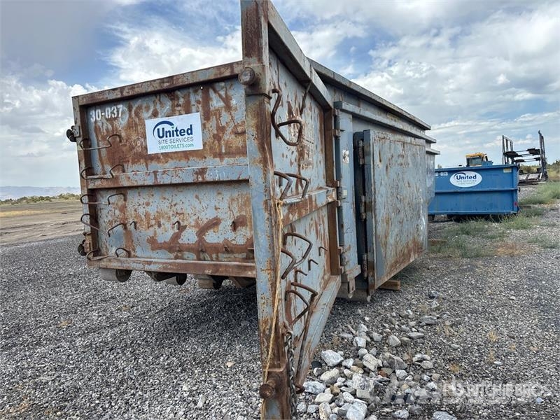  Quantity of (3) 20 ft 30 cyd Roll-Off Container Специални контейнери