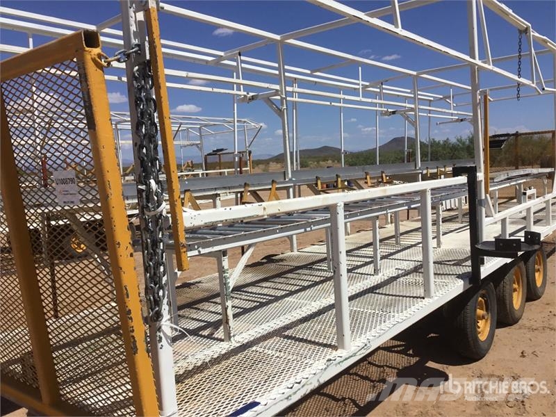 Quantity of (3) (30') Field Packing Trailers Muud põllumajandusmasinad