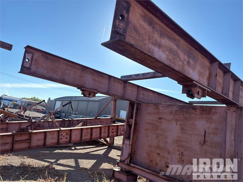 Quantity of (3) 40 ft Under Bridge Stripping Platf Sonstige Baumaschinen