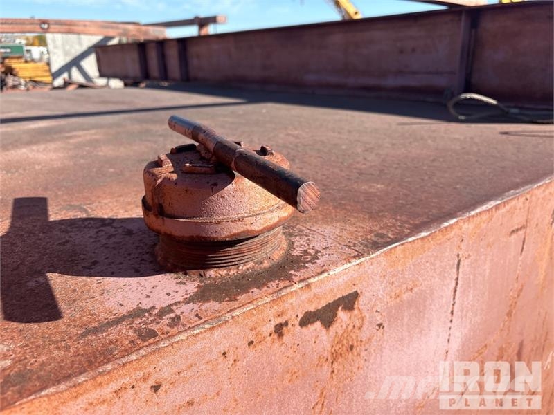 Quantity of (3) 40 ft Under Bridge Stripping Platf Sonstige Baumaschinen