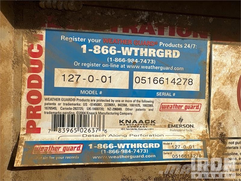 Quantity of (3) 55-SA2-3SGA0 TOOL BOX AND HEADACHE Коммерческий транспорт - Другие