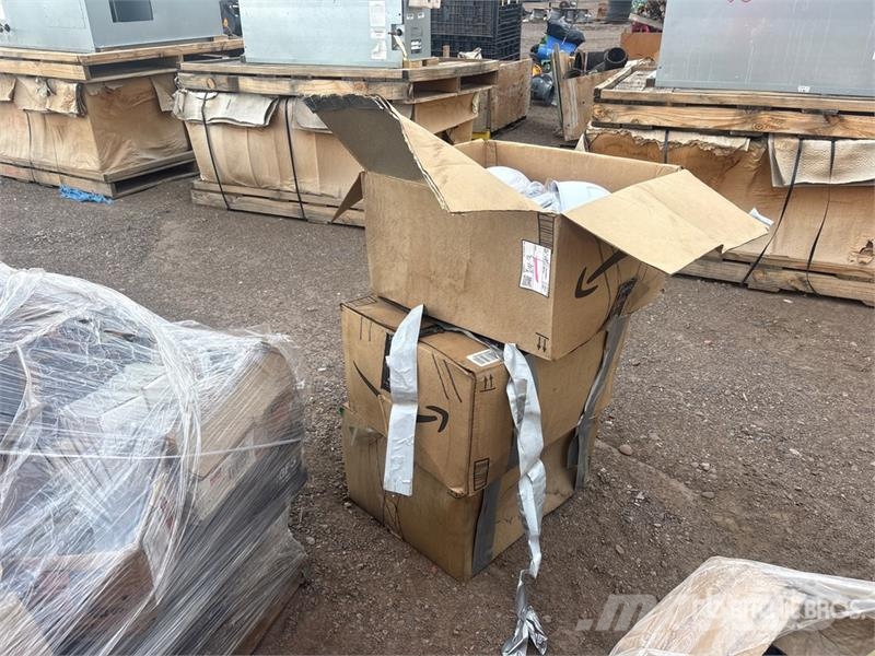 Quantity of (3) Boxes of Hard Hats (Unused) Ostale komponente za građevinarstvo