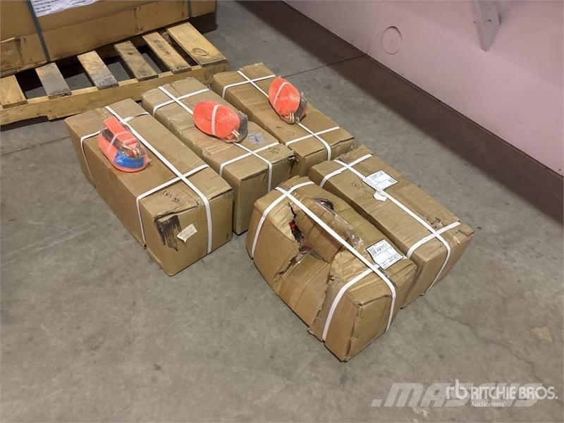 Quantity of (3) Boxes of SKLP SK003 2 in x 27 ft Компоненты строительной техники