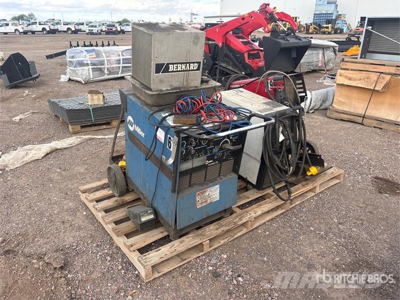 Quantity of (3) Electric Welder Máquinas de solda