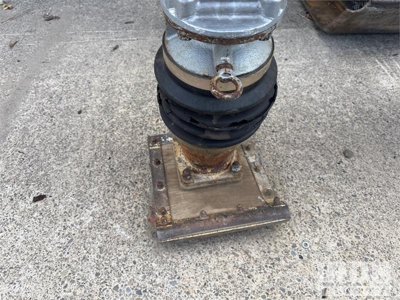  Quantity of (3) Jumping Jack Tampers & Plate Compa Pisones compactadores
