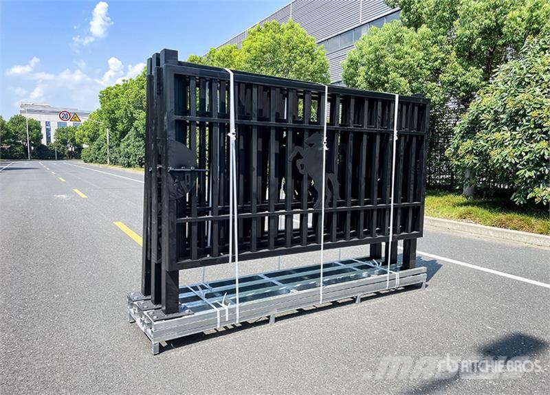 Quantity of (3) MTO A2007N 20 ft x 7 ft Metal Far Outras máquinas agrícolas