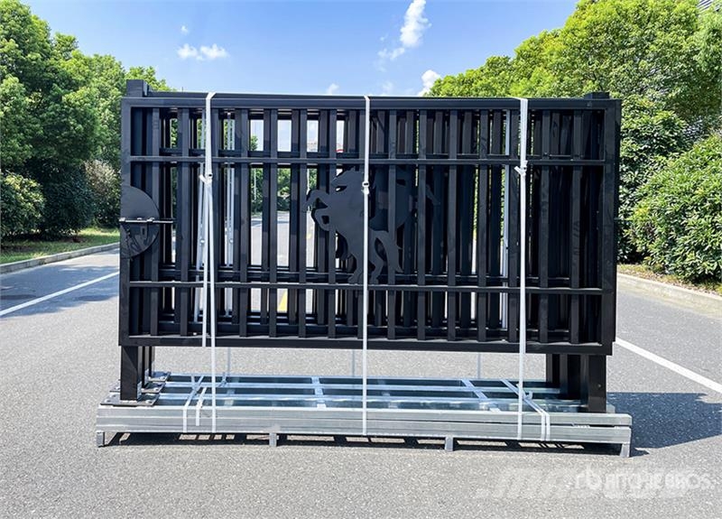 Quantity of (3) MTO A2007N 20 ft x 7 ft Metal Far Outras máquinas agrícolas